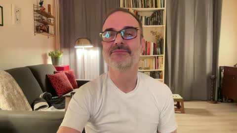 Max Mikado online show from February 8, 11:35 pm