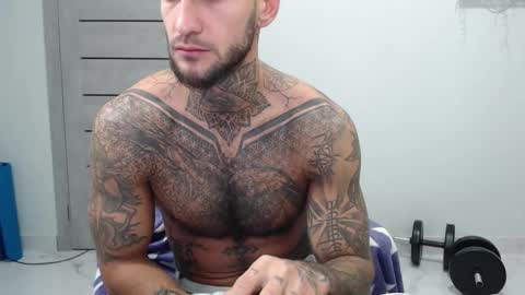 Maximus Fox online show from October 14, 8:10 am