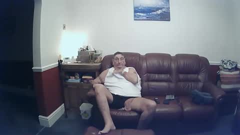 MAX online show from December 29, 8:37 pm