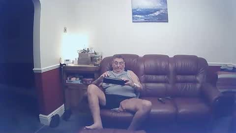 MAX online show from February 5, 9:50 pm