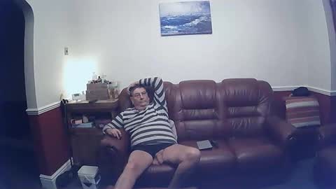 MAX online show from February 15, 10:43 pm