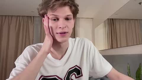 maxim burn online show from March 5, 5:08 pm