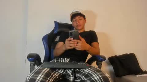 Maximiliano online show from July 9, 2:32 pm