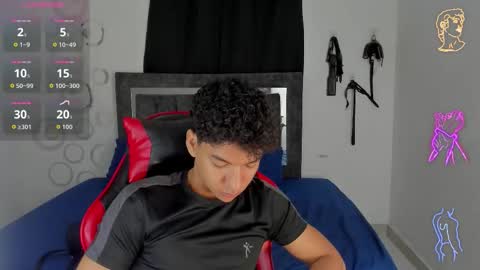 Maximiliano online show from February 10, 8:35 pm