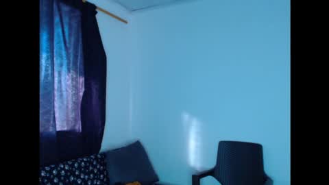 Maximo Aron Vega online show from December 11, 12:16 pm