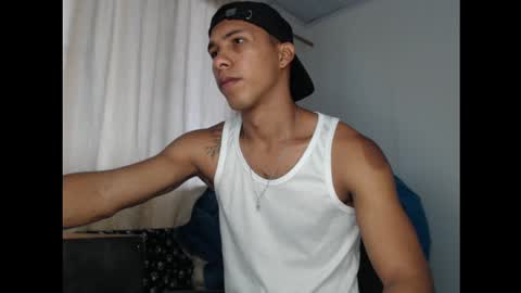 Maximo Aron Vega online show from December 9, 11:58 am