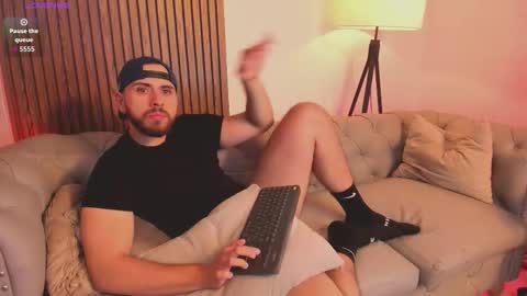 Maximo Wolf online show from January 16, 12:46 am