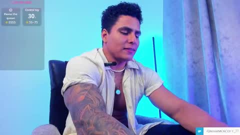 Maximoscott online show from March 7, 6:43 pm