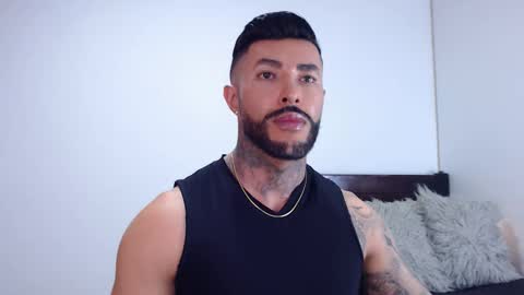 Independent Model online show from October 8, 4:28 am