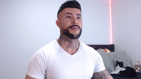 Independent Model online show from September 9, 2:33 am