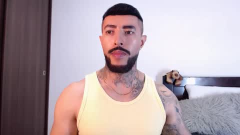 Independent Model online show from March 4, 3:00 am