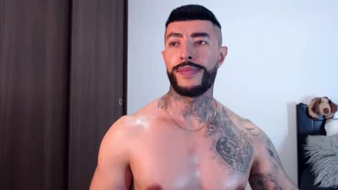 Independent Model online show from February 24, 7:11 am