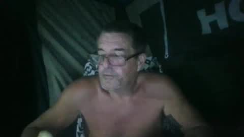 Max online show from December 20, 10:27 am