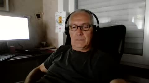 maxou569 online show from August 3, 8:57 am