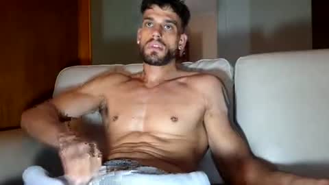 maxpac_rocco online show from October 17, 4:27 am