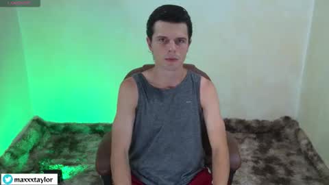 Max online show from January 14, 5:23 am