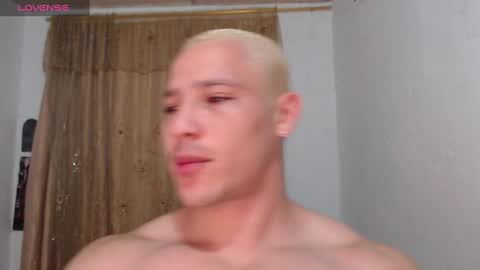 Max online show from December 2, 10:38 am