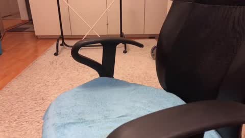 Max online show from January 7, 6:28 am