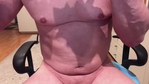 Max online show from February 5, 6:56 am