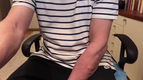 Max online show from February 18, 5:09 am