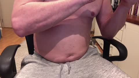 Max online show from January 24, 6:57 am