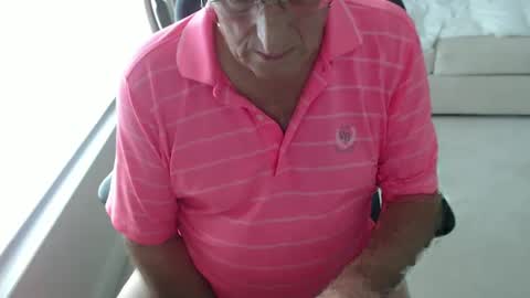 Snapshot of mbeastie chatting on March 5, 4:35 pm Beastie online show from March 5, 4:35 pm