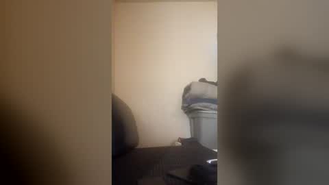 mel_hart_jr online show from August 2, 6:55 am
