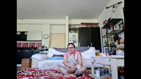 mellofuu online show from June 7, 3:52 pm