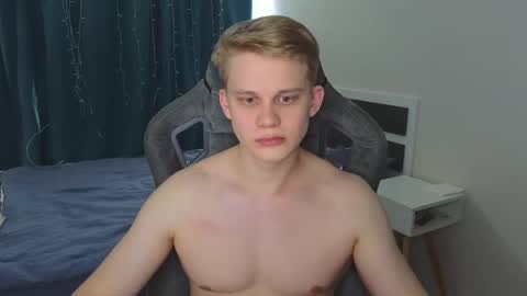 Mickey online show from February 22, 11:44 am