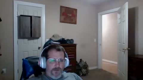 Snapshot of mercer1977 chatting on October 16, 3:03 am mercer1977 online show from October 16, 3:03 am