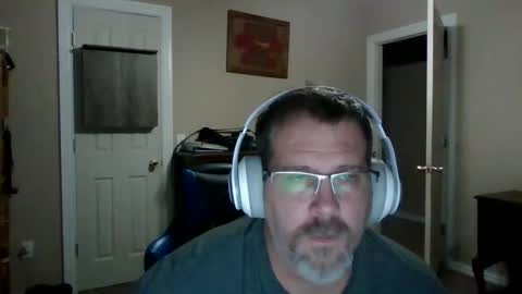 Snapshot of mercer1977 chatting on September 21, 1:06 am mercer1977 online show from September 21, 1:06 am