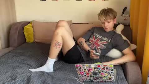 Arthur online show from July 13, 2:41 pm