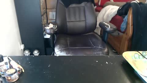 Mark online show from October 9, 5:29 pm