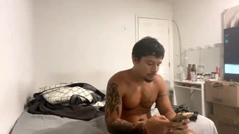 miamiclos1 online show from October 14, 2:24 pm