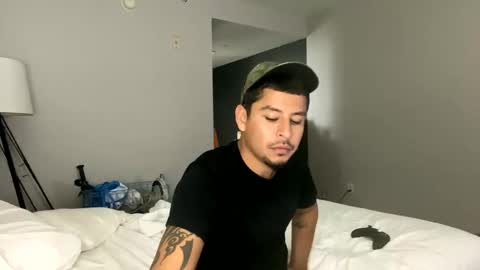 miamiclos1 online show from January 15, 1:45 am