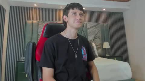 Michael online show from September 17, 6:53 pm