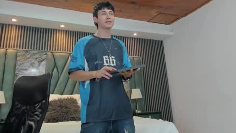 Michael online show from September 23, 8:08 pm