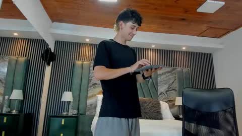 Michael online show from October 23, 7:39 pm