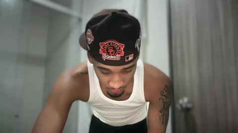 Angel online show from March 3, 2:21 pm