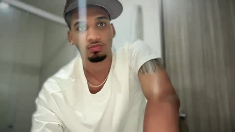 Angel online show from February 28, 3:37 pm