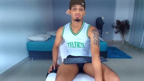 Angel online show from February 4, 3:11 am