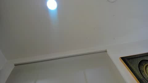 MichaelConnor  online show from January 2, 11:31 am