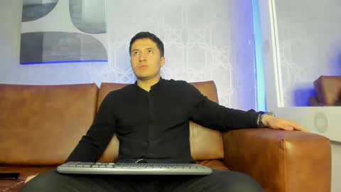 MichaelConnor  online show from February 3, 11:42 am