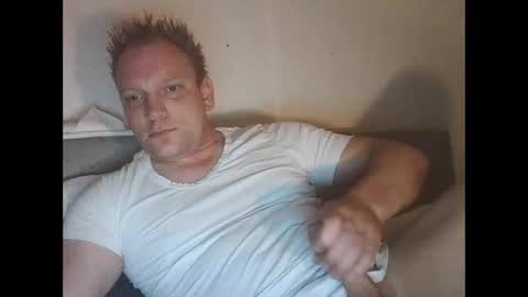 mickkxl online show from November 24, 12:28 pm