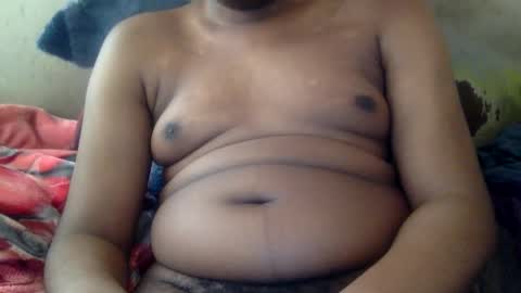 Snapshot of mickkzzx chatting on October 21, 2:42 pm mickkzzx online show from October 21, 2:42 pm