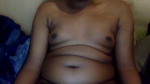 Snapshot of mickkzzx chatting on January 7, 2:33 am mickkzzx online show from January 7, 2:33 am