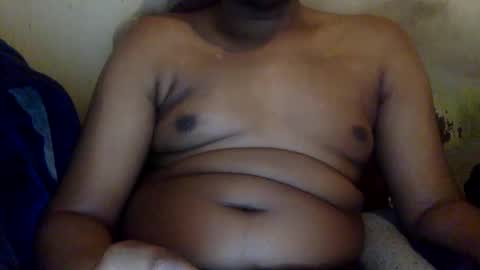 Snapshot of mickkzzx chatting on January 18, 3:38 pm mickkzzx online show from January 18, 3:38 pm