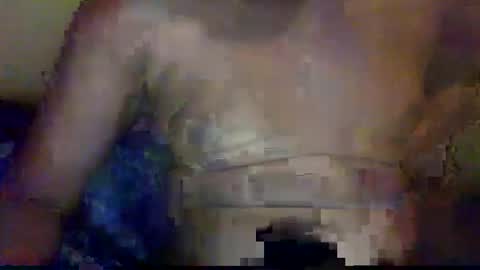 Snapshot of mickkzzx chatting on January 1, 5:55 pm mickkzzx online show from January 1, 5:55 pm