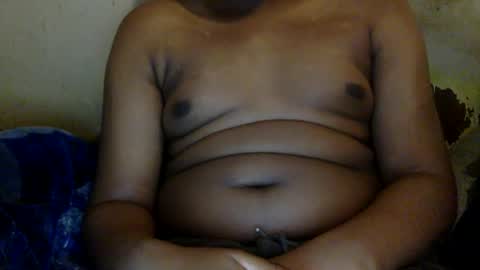 Snapshot of mickkzzx chatting on December 7, 2:53 am mickkzzx online show from December 7, 2:53 am