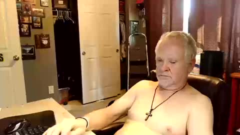 midwestdad09 online show from October 11, 9:08 pm